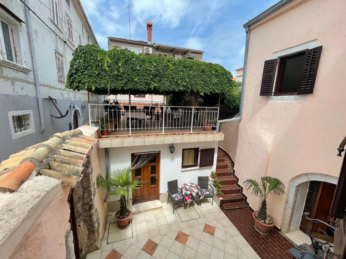 Apartamento Casa Di Nives Krk Town Exterior foto