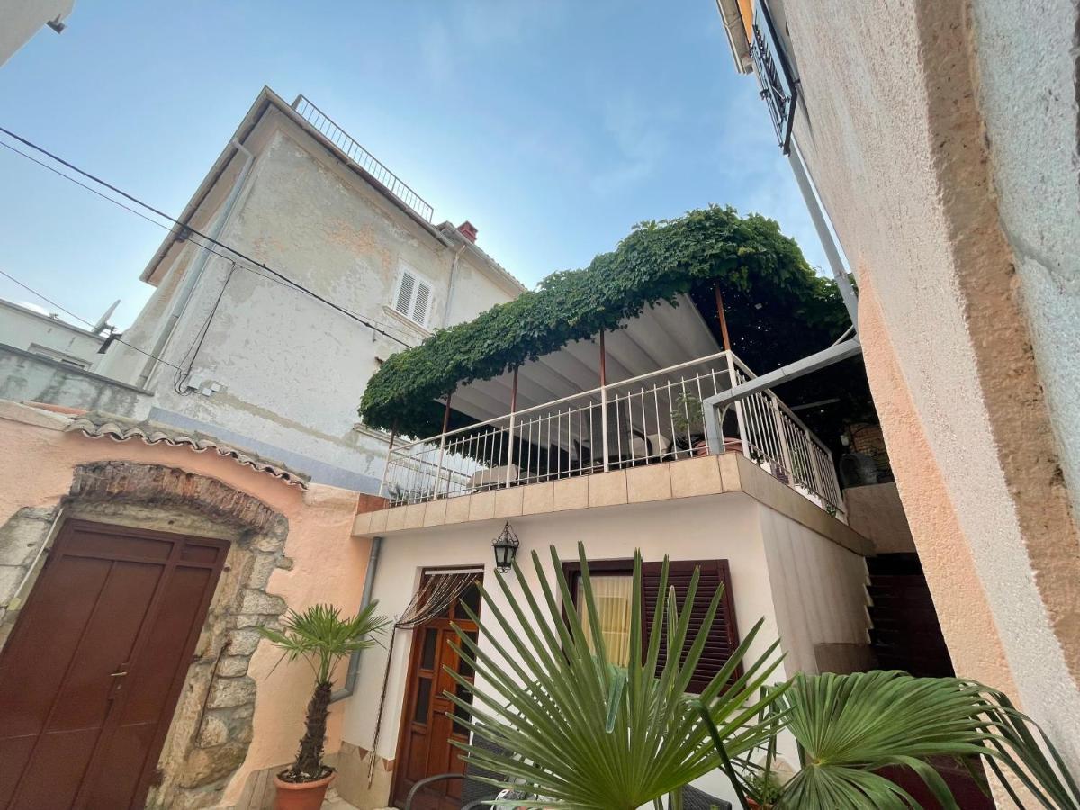 Apartamento Casa Di Nives Krk Town Exterior foto