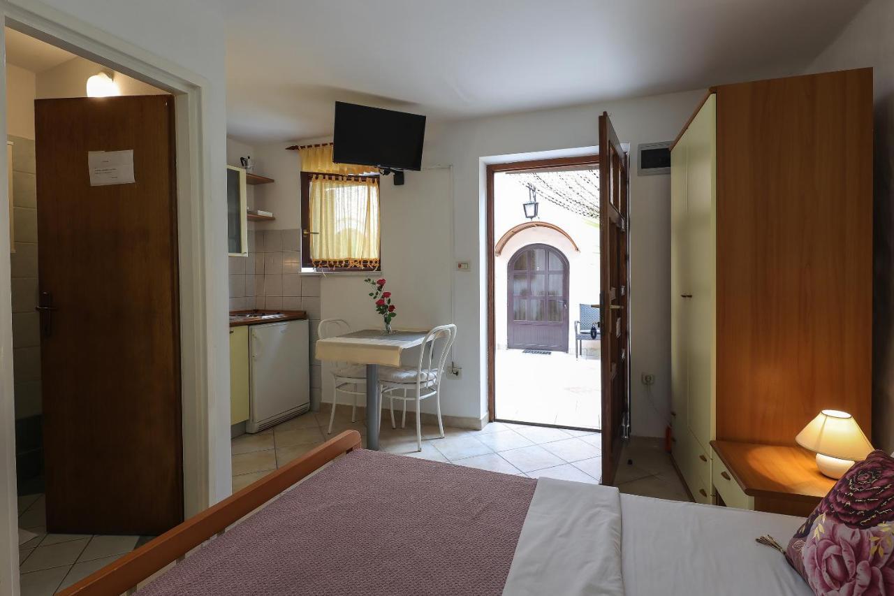 Apartamento Casa Di Nives Krk Town Exterior foto