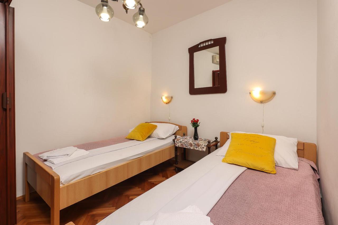 Apartamento Casa Di Nives Krk Town Exterior foto