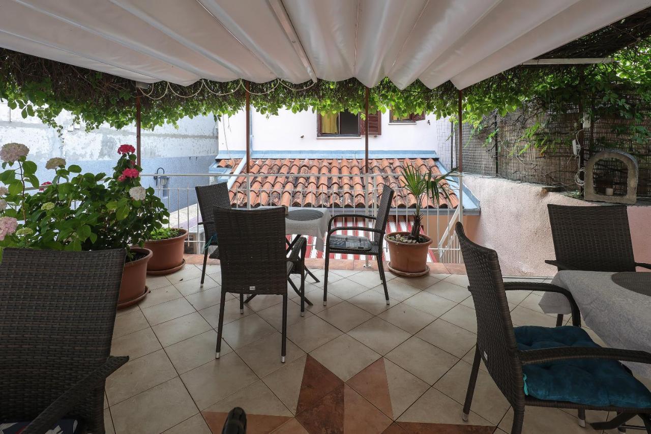 Apartamento Casa Di Nives Krk Town Exterior foto