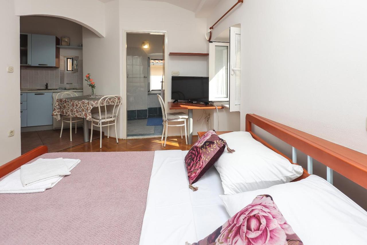 Apartamento Casa Di Nives Krk Town Exterior foto